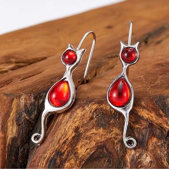 CAT PENDANT EARRINGS - Picture 4 of 8